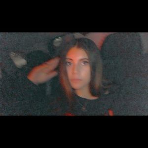 Meet your Posher, Skylar